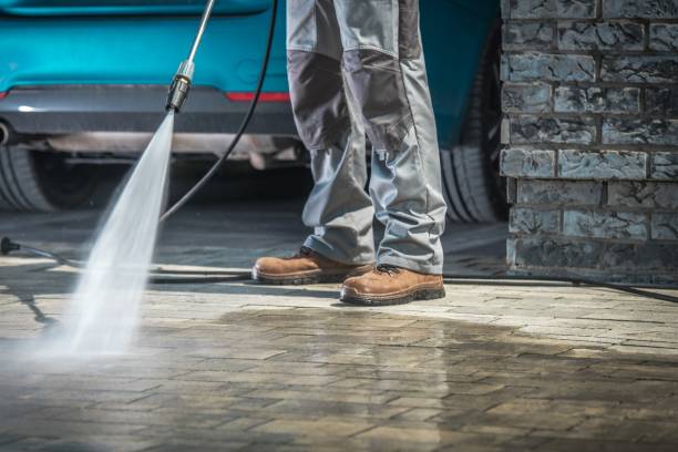 Best Graffiti Removal  in Old River Winfree, TX